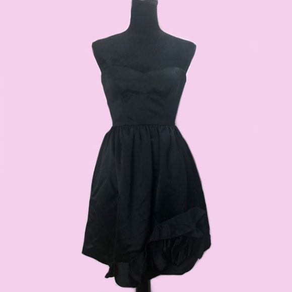 Rebecca Taylor Dresses & Skirts - REBECCA TAYLOR Strapless Black Cocktail Dress